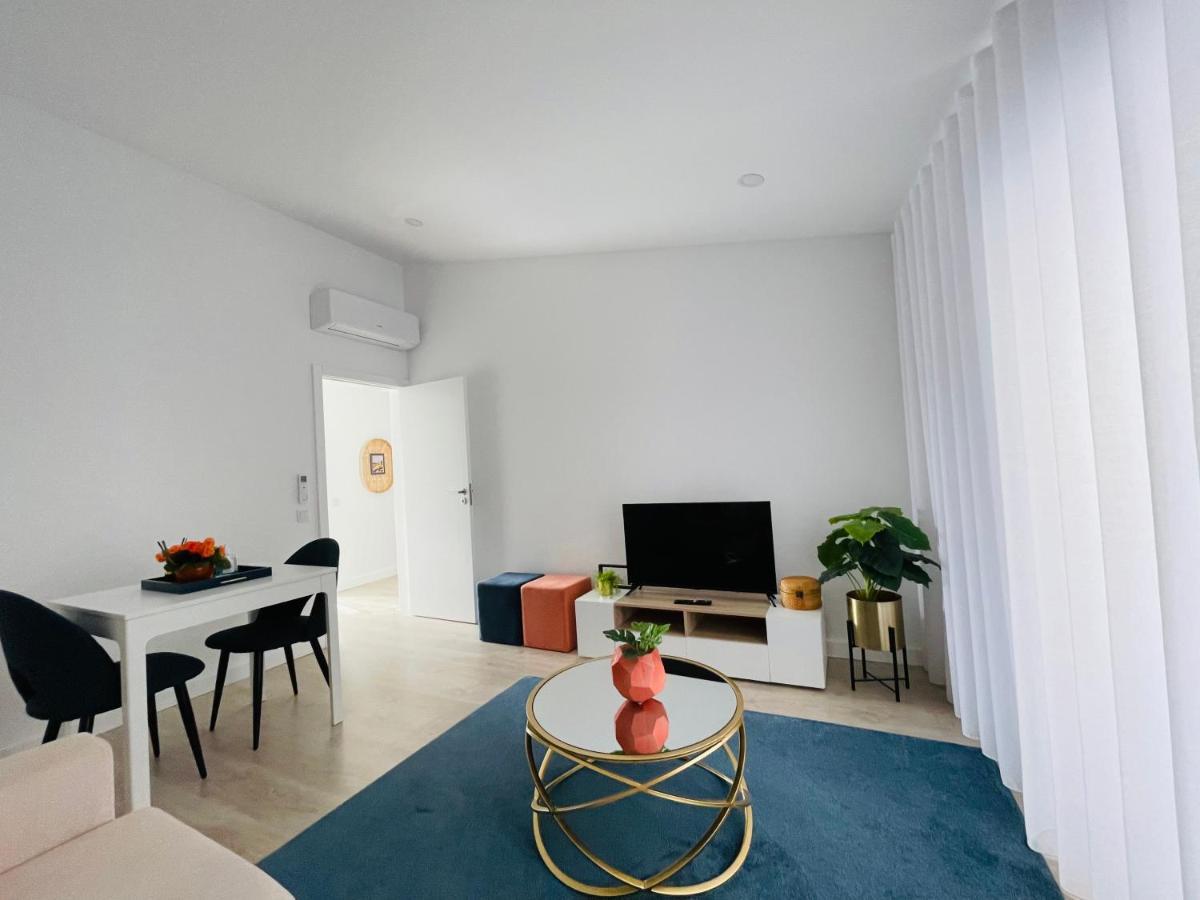 Central Tiled Apartment Aveiro Dış mekan fotoğraf