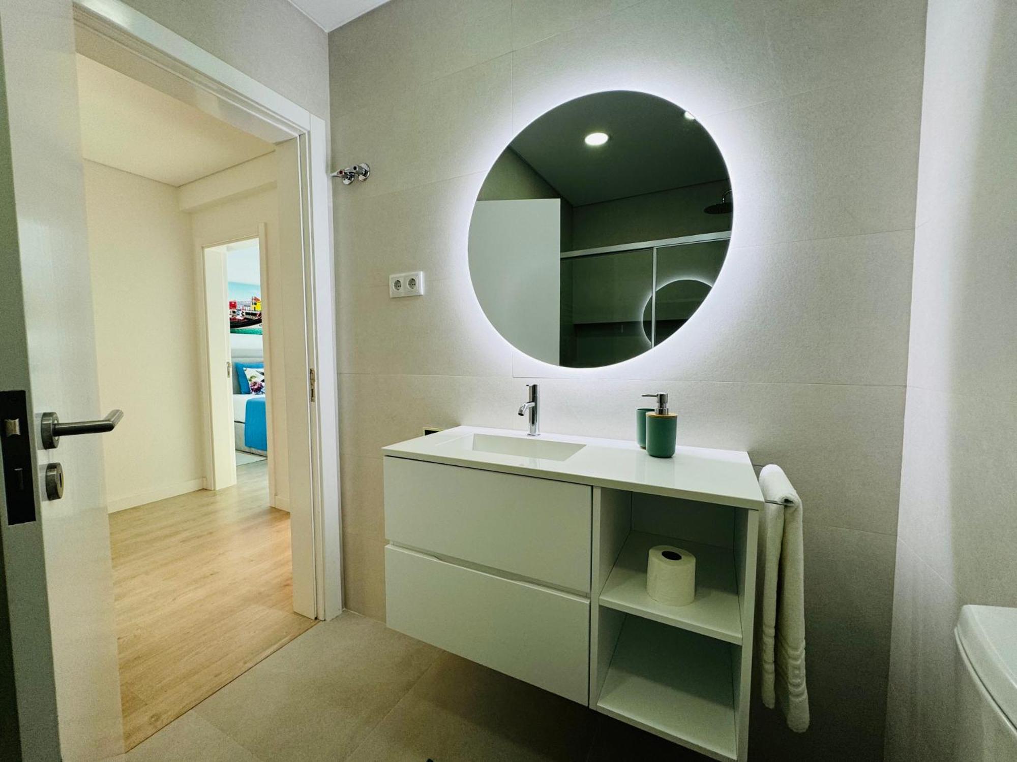 Central Tiled Apartment Aveiro Dış mekan fotoğraf